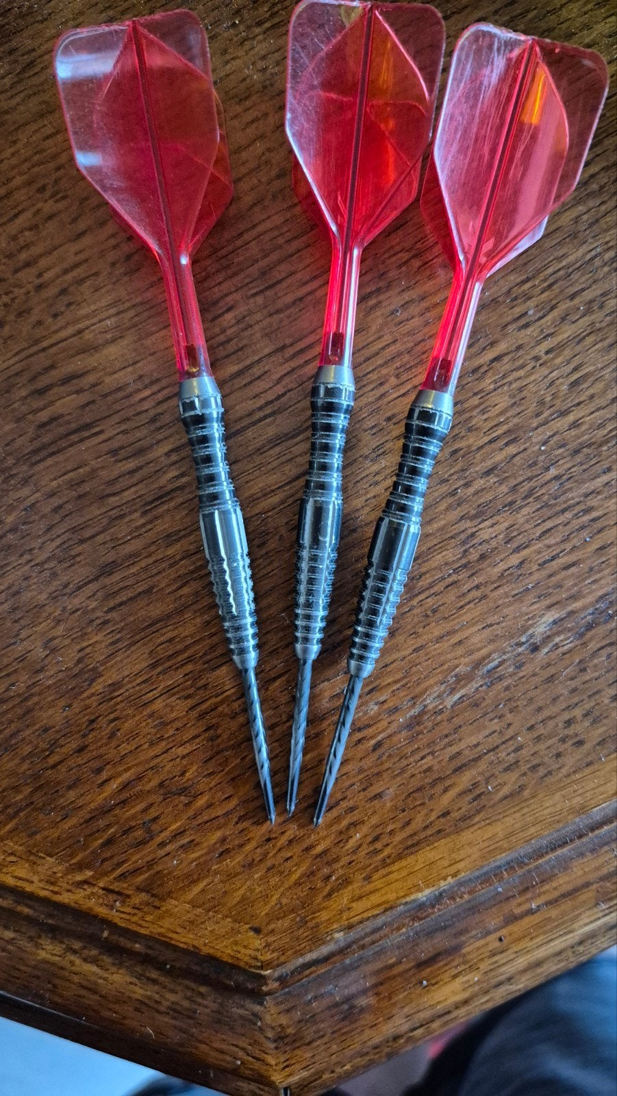 Set van 3 Darts met Rode Flights, Ophalen of Verzenden, Pijlen