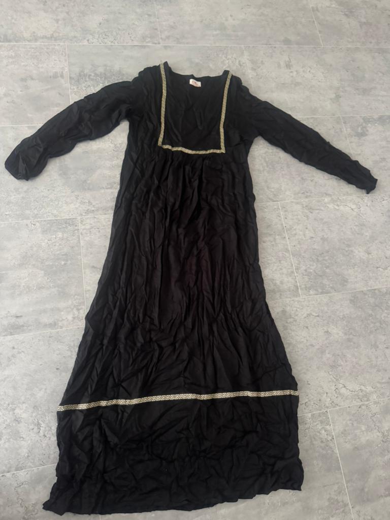 Zomer jurk zwart met goud details maat 44, Kleding | Dames, Ophalen of Verzenden, Zo goed als nieuw, Maat 42/44 (L), Zwart