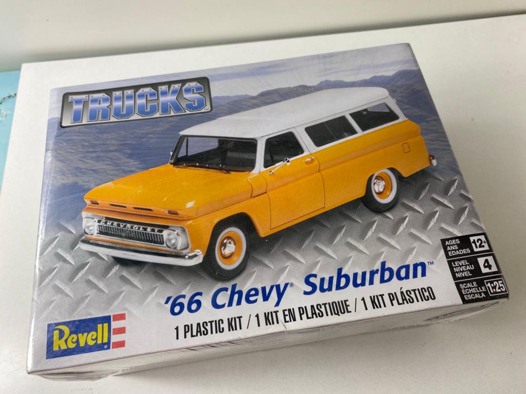 Chevrolet suburban ‘66-bouwdoos-nieuw/gesealed, Auto, Revell, Groter dan 1:32, Nieuw