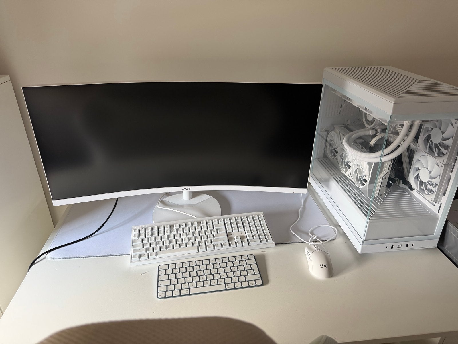 Complete Game PC Setup RTX 4080 - Wit Design, Zo goed als nieuw, PC, RGB verlichting, Overige typen