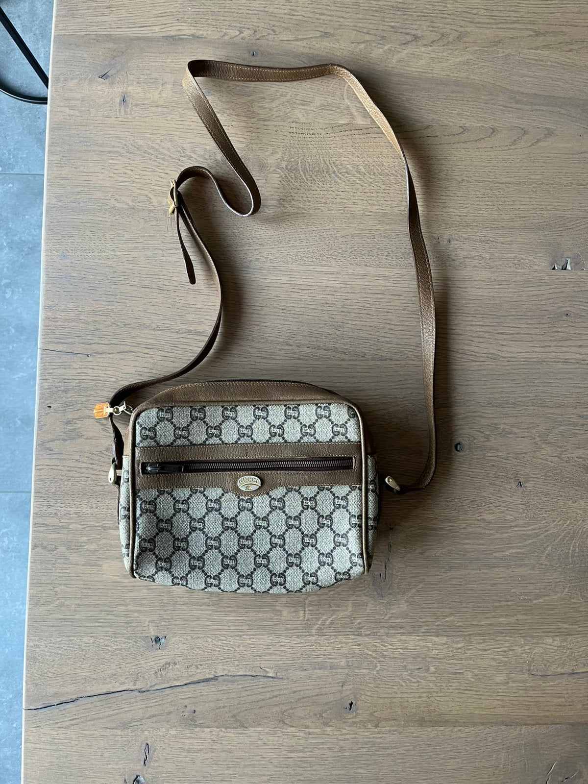 Originele Vintage Gucci Plus GG Monogram Crossbody Tas, Overige merken, Gebruikt, Bruin, Ophalen of Verzenden
