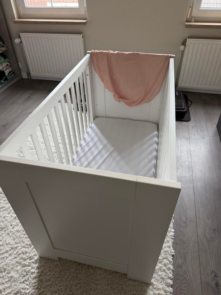 Wit Ledikant met Aerosleep Evolution 60x120 Matras, Kinderen en Baby's, Babywiegjes en Ledikanten, Ophalen, Zo goed als nieuw