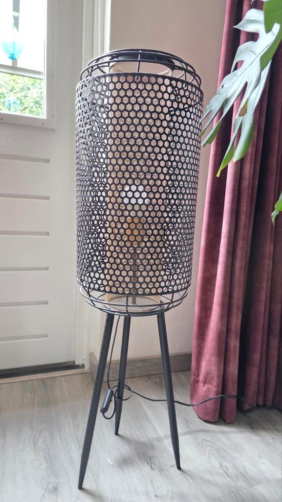 Staande lamp, Ophalen, Zo goed als nieuw, Metaal, 100 tot 150 cm