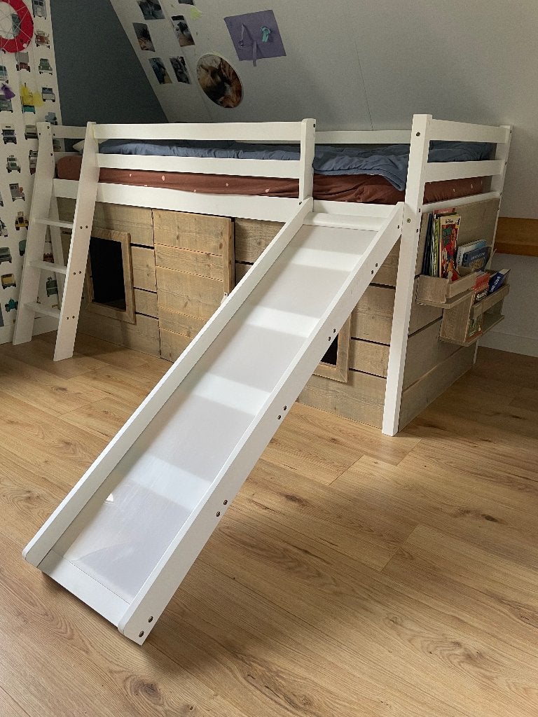 Hoogslaper met glijbaan, trap en speelhuisje, Ophalen, Zo goed als nieuw, Hoogslaper
