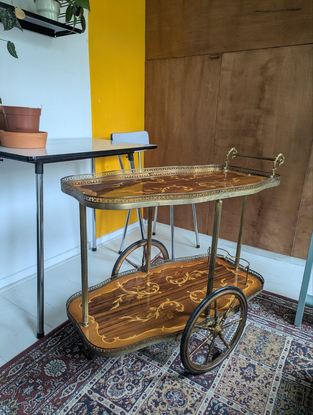 Vintage Italiaanse serveerwagen / dranken trolley, Ophalen