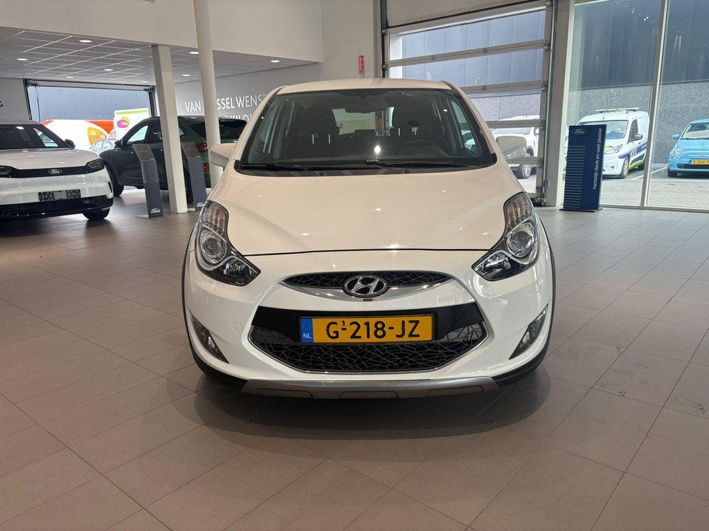 Hyundai ix20 1.6i i-Vision AUTOMAAT | PARKEER SENSOREN ACHTE, Auto's, Hyundai, 1591 cc, 4 cilinders, Wit, 550 kg