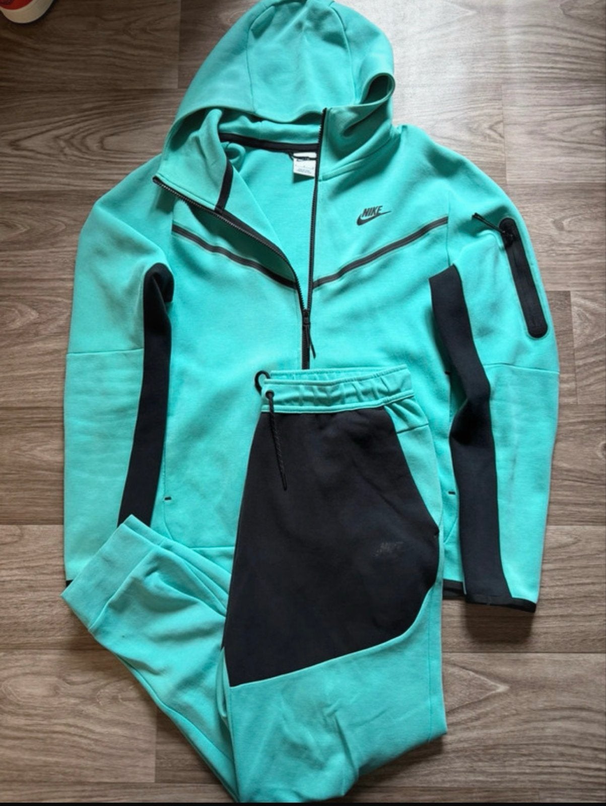 Nike Tech Fleece Old season ZGAN, Meerkleurig, Ophalen of Verzenden, Zo goed als nieuw, Algemeen