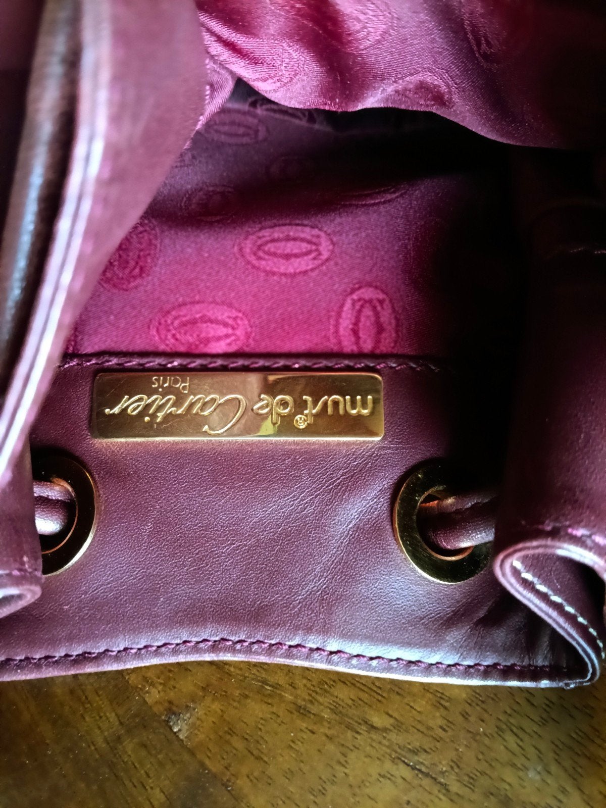 Cartier tas  met stofzak, Sieraden, Tassen en Uiterlijk, Tassen | Damestassen, Ophalen of Verzenden, Zo goed als nieuw, Rood, Handtas