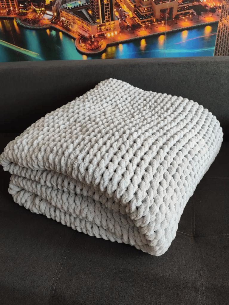 Handgebreide Pluche Pled Alize Puffy 120x170cm, Verzenden, Nieuw, Eenpersoons, Kussen