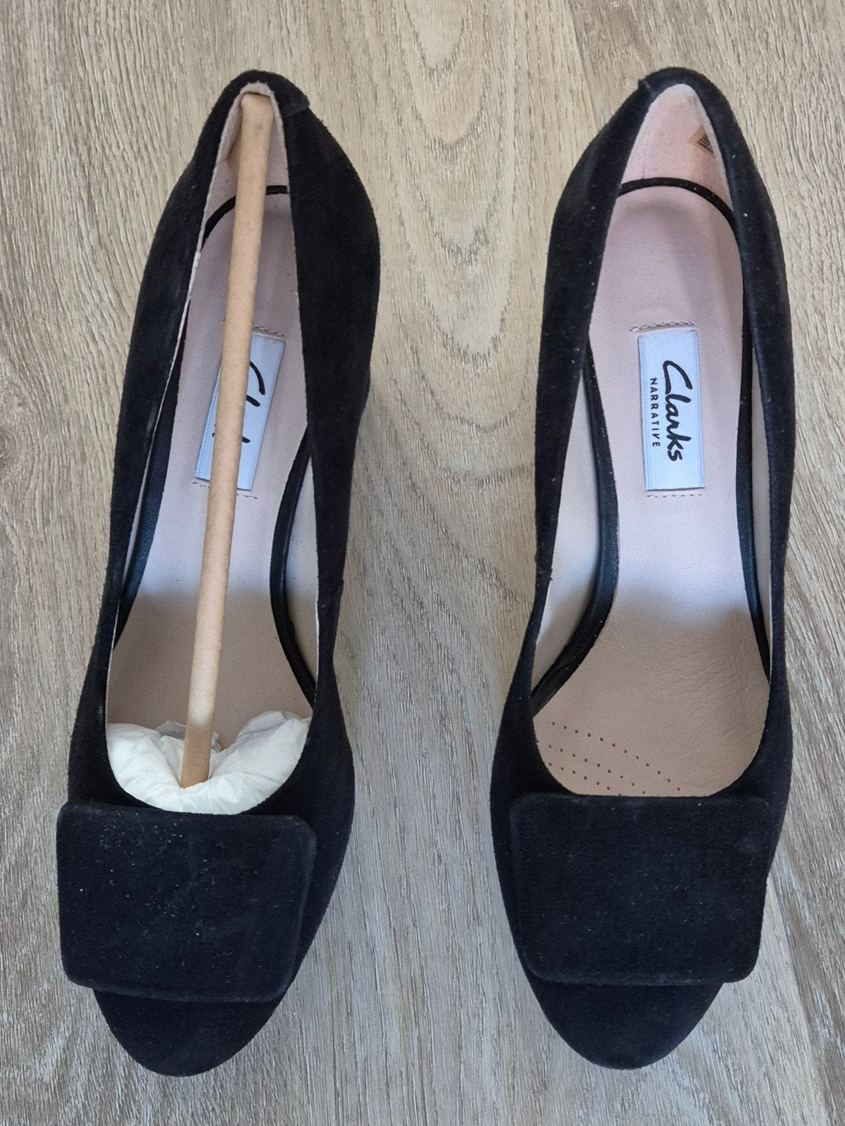 Clarks pumps maat 37, nooit gedragen, brede hak, Kleding | Dames, Schoenen, Ophalen of Verzenden