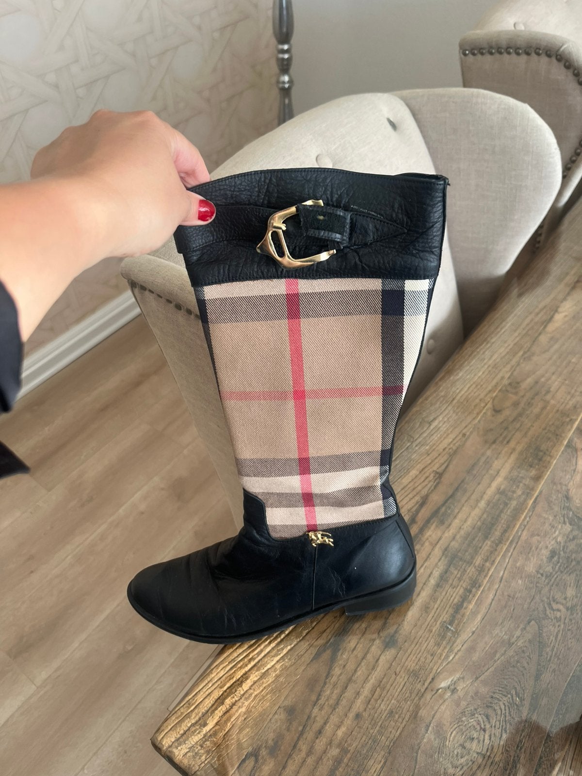 Burberry laarzen look like maat 38 als nieuw, Ophalen of Verzenden, Zo goed als nieuw, Zwart, Hoge laarzen