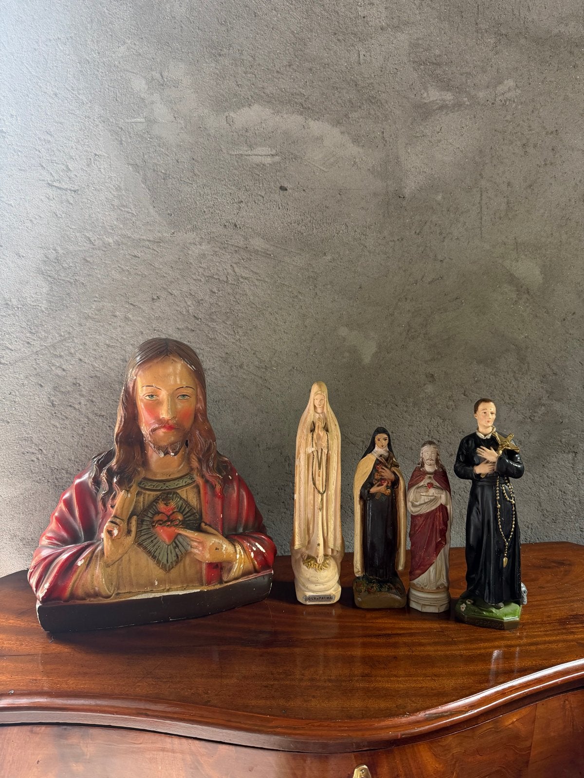 Set van 5 antieke religieuze beelden heilig hart, Ophalen of Verzenden