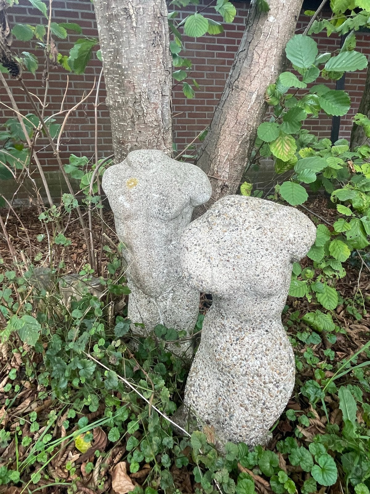Twee betonnen torso's voor tuin of decoratie, Weerbestendig, Steen of Keramiek, Beeld, Man