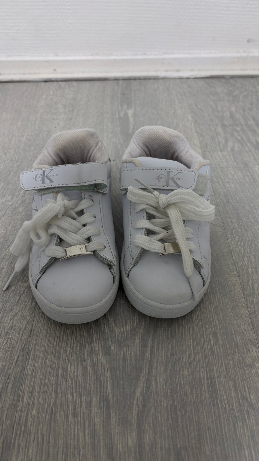 Deze schoenen zijn echt heel mooi nieuw en de maat is 31, Ophalen, Schoentjes, Meisje, Zo goed als nieuw