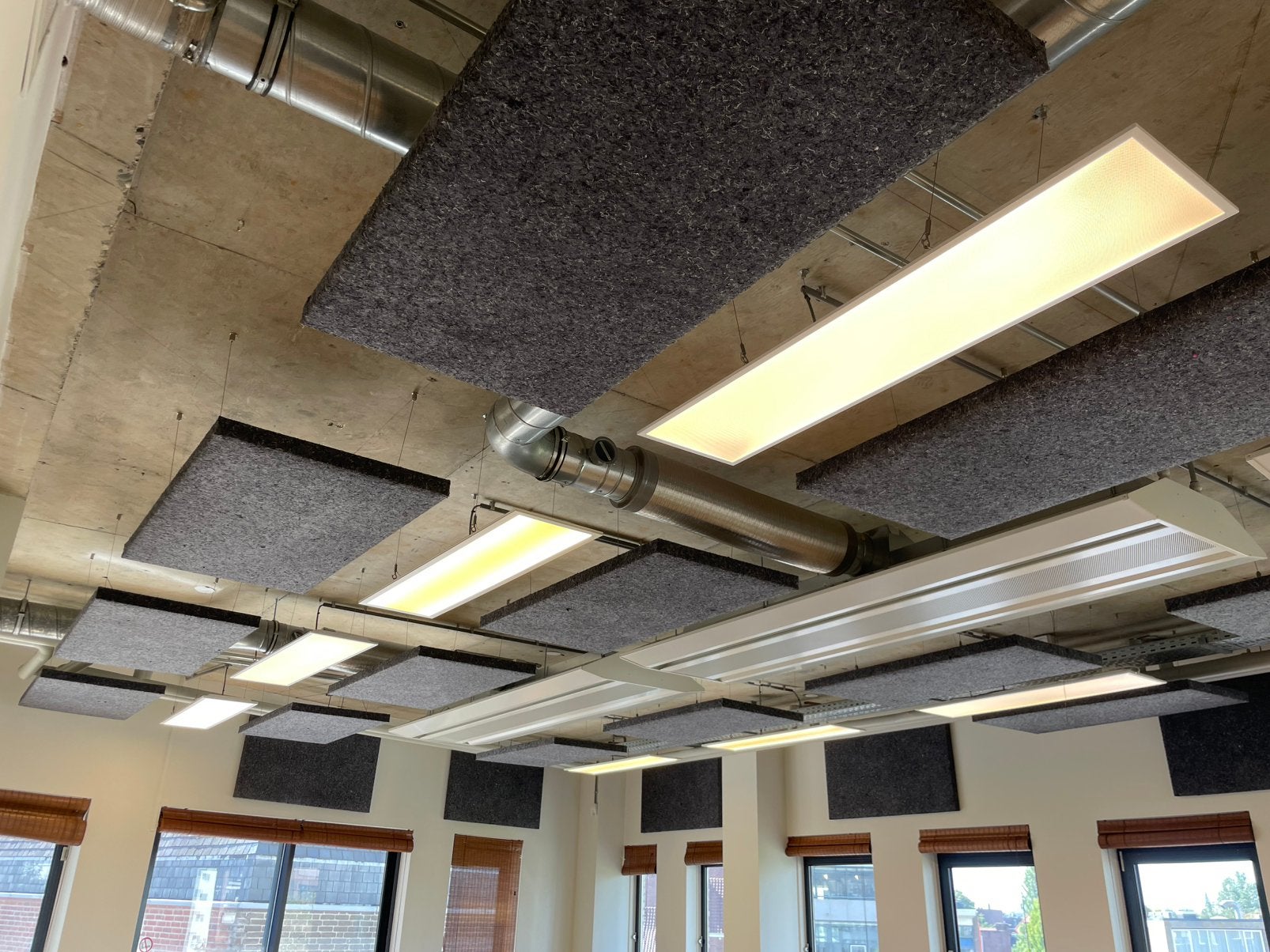 120 Akoestische plafond- en wandpanelen (zwart en antraciet), Zakelijke goederen, Kantoor en Winkelinrichting | Kantoormeubilair en Inrichting