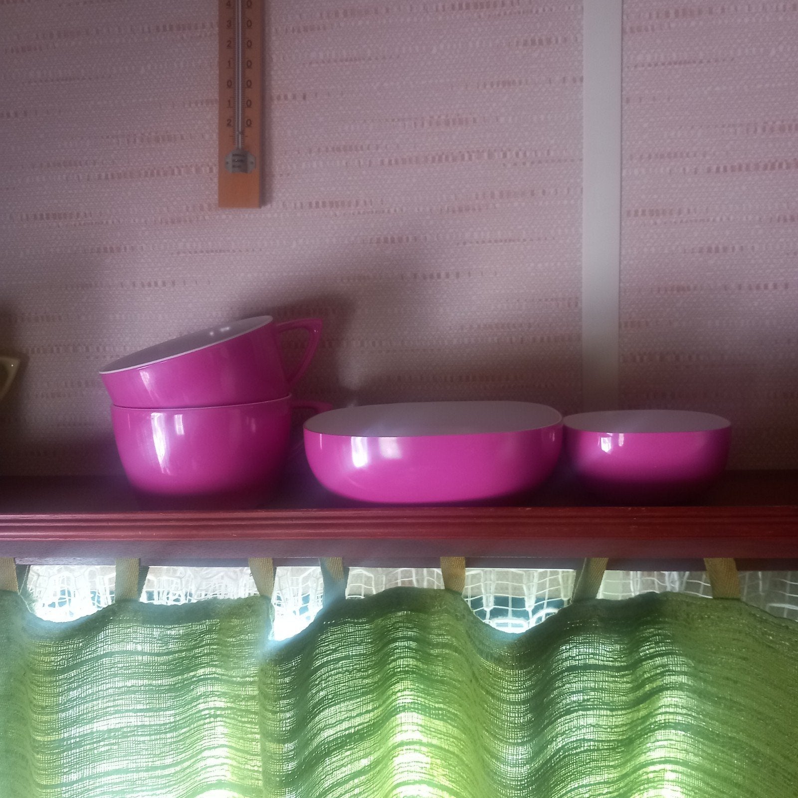Mepal Rosti campingservies roze, Caravans en Kamperen, Kampeeraccessoires, Ophalen of Verzenden, Zo goed als nieuw