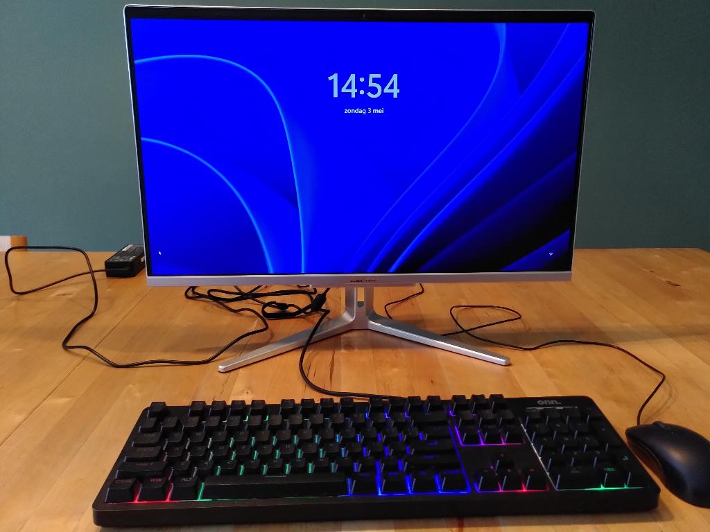 MEDION All-In-One E23405 computer, 23.8 inch, Ophalen, Gebruikt, Minder dan 2 Ghz, Medion