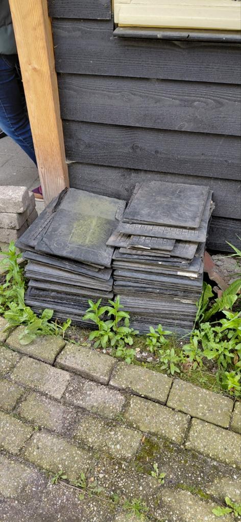 Kunstof dakleien 45x32 cm, ca. 65 stuks, Ophalen, Gebruikt, Steen of Klei, Zwart