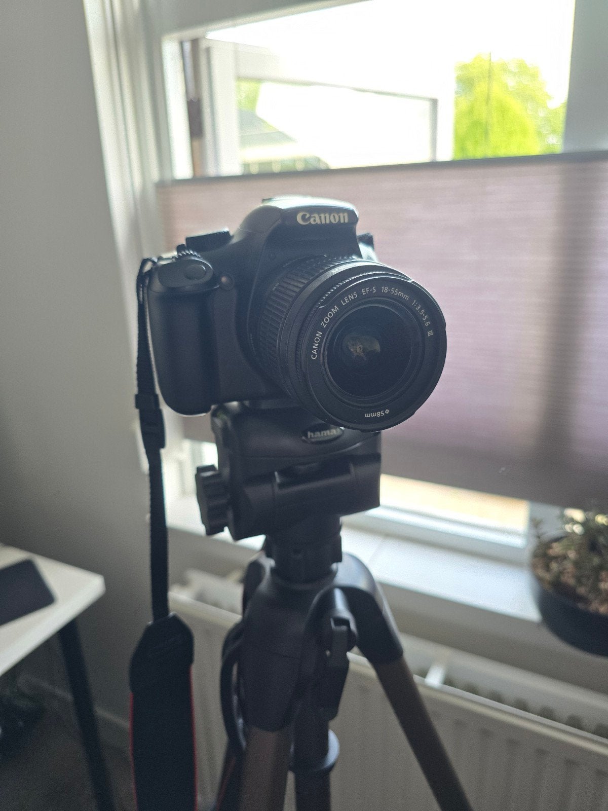 Canon EOS 1100D Spiegelreflex incl. Statief, Audio, Tv en Foto, Fotocamera's Digitaal, Gebruikt, Canon, Accu, Cameratas, Geheugenkaart