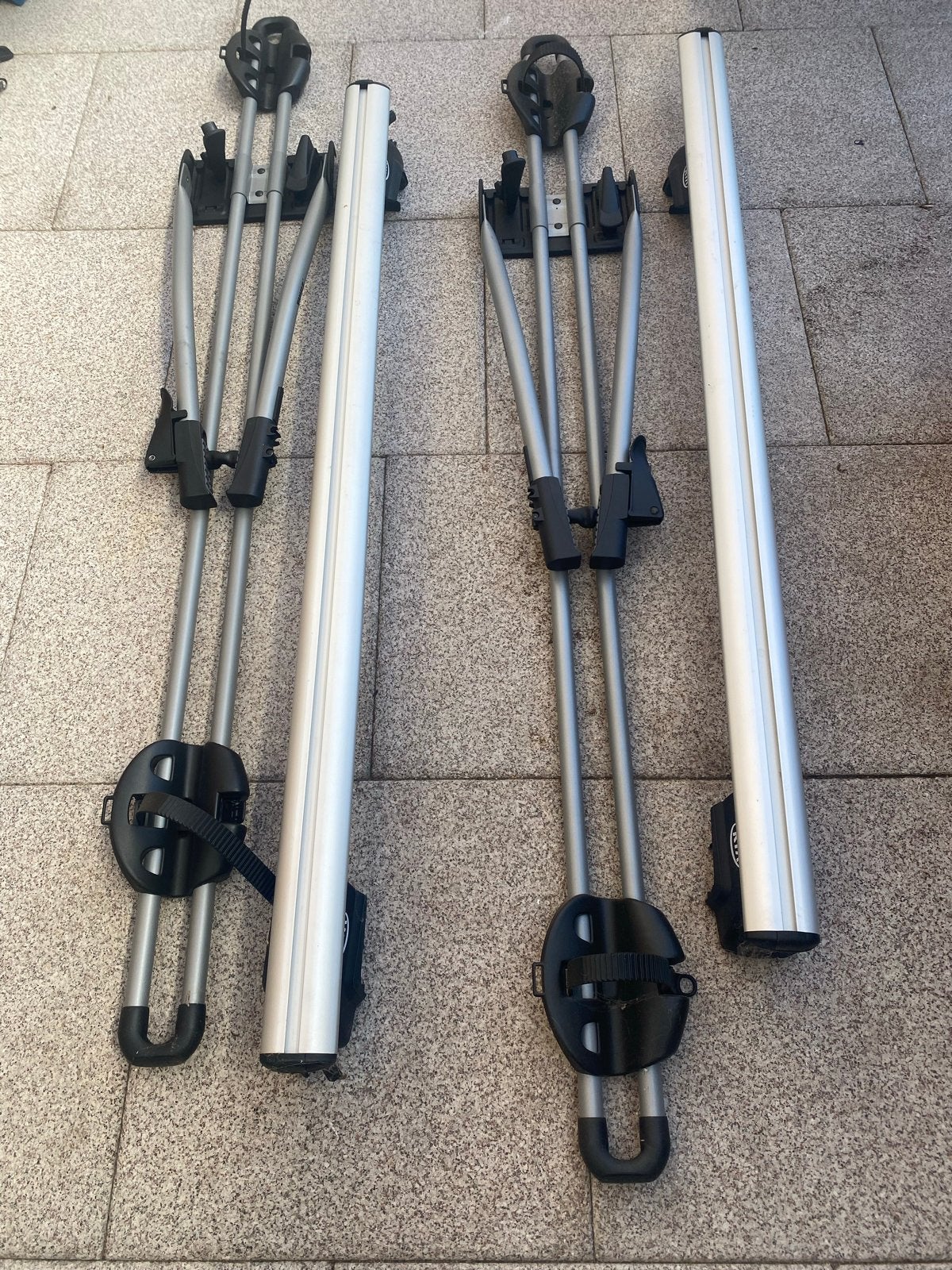 Kia Dakdragers met thule fietsendragers, Ophalen, 2 fietsen, Gebruikt, Dakdrager
