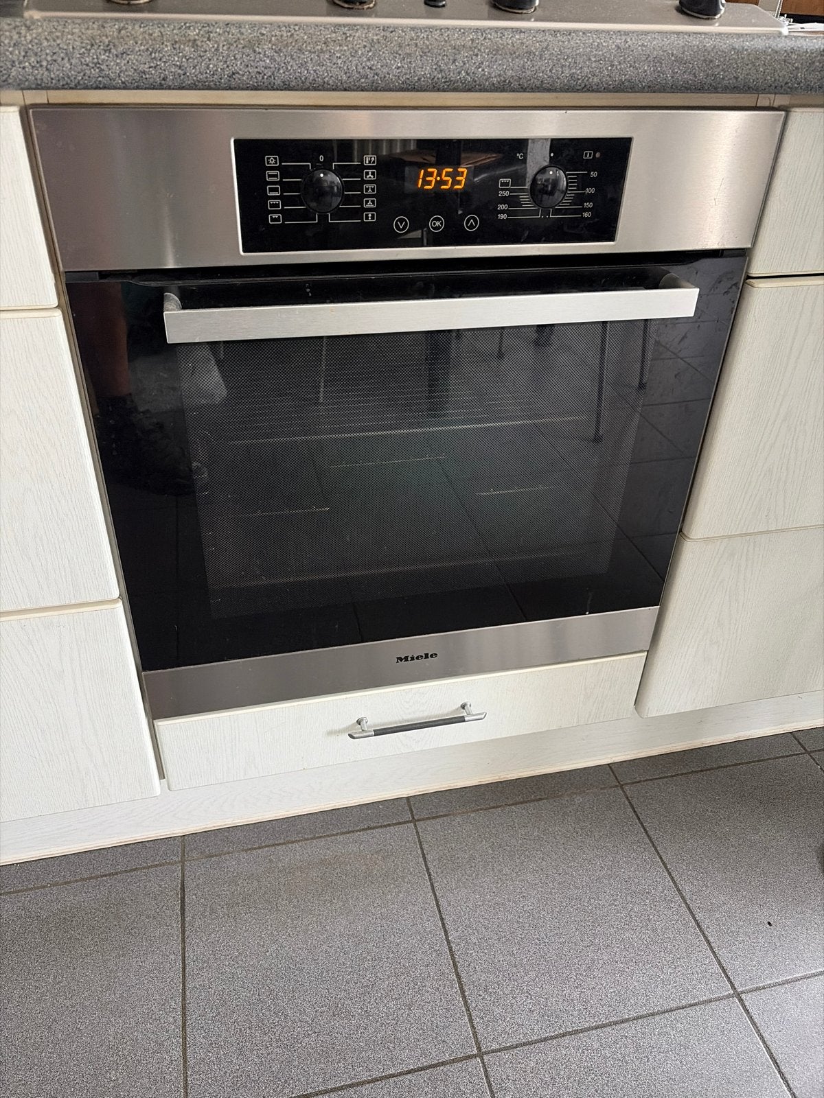 Miele H 4710 B Inbouw Oven met Heteluchtfunctie, Witgoed en Apparatuur, Ophalen, Gebruikt, Oven, Hete lucht