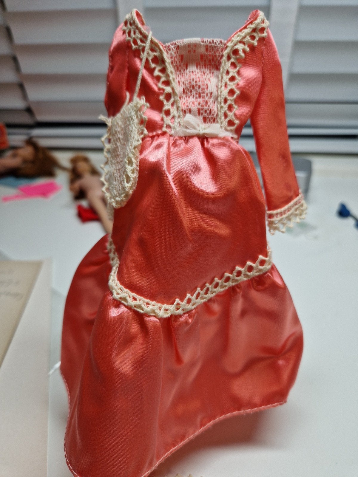 barbie fashion originals #9422, Verzamelen, Ophalen of Verzenden, Zo goed als nieuw, Kleertjes