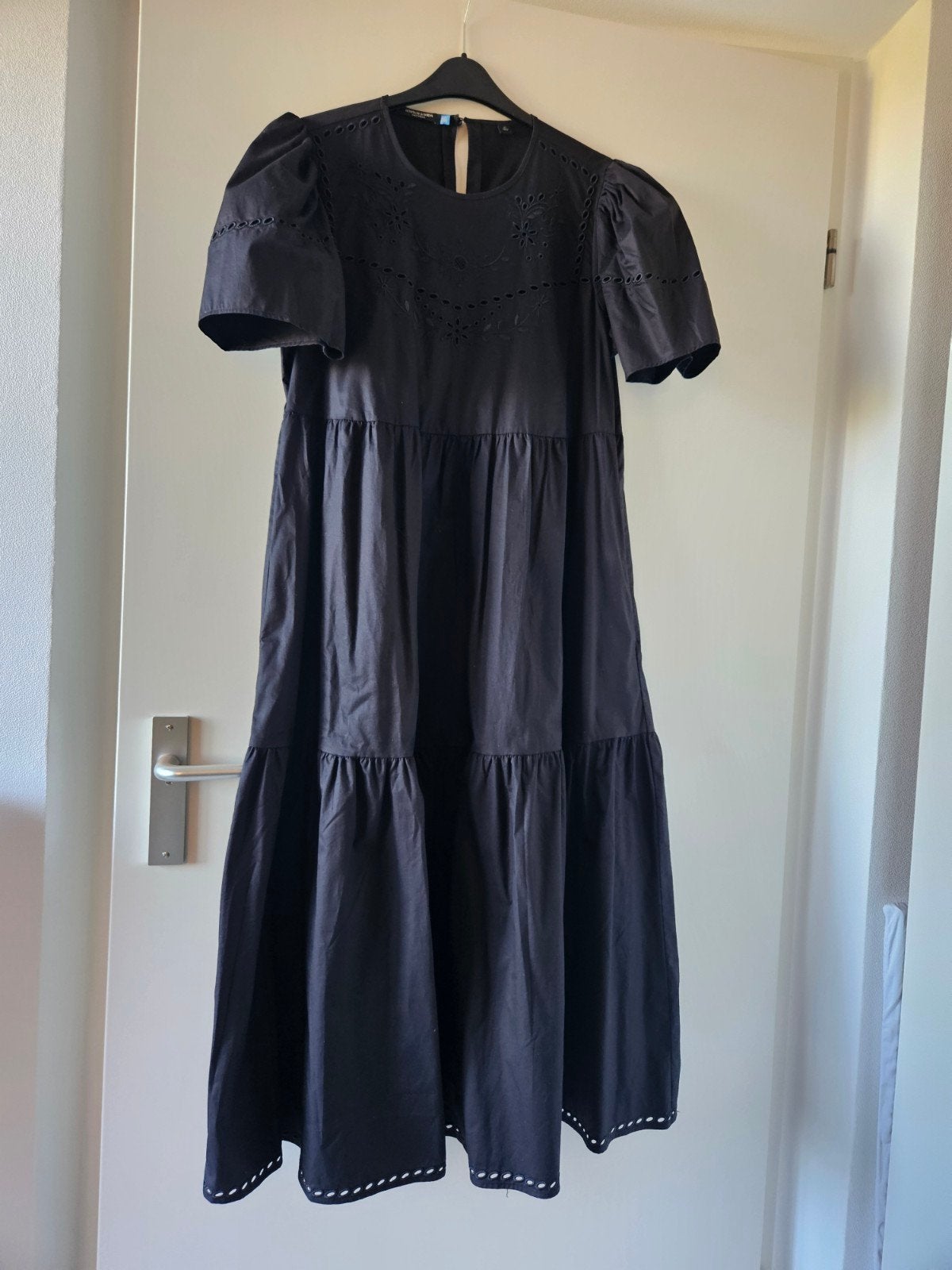 Scotch en Soda zwarte katoenen jurk mt 42 met broderie, Kleding | Dames, Gelegenheidskleding, Zwart, Maat 42/44 (L), Scotch & Soda