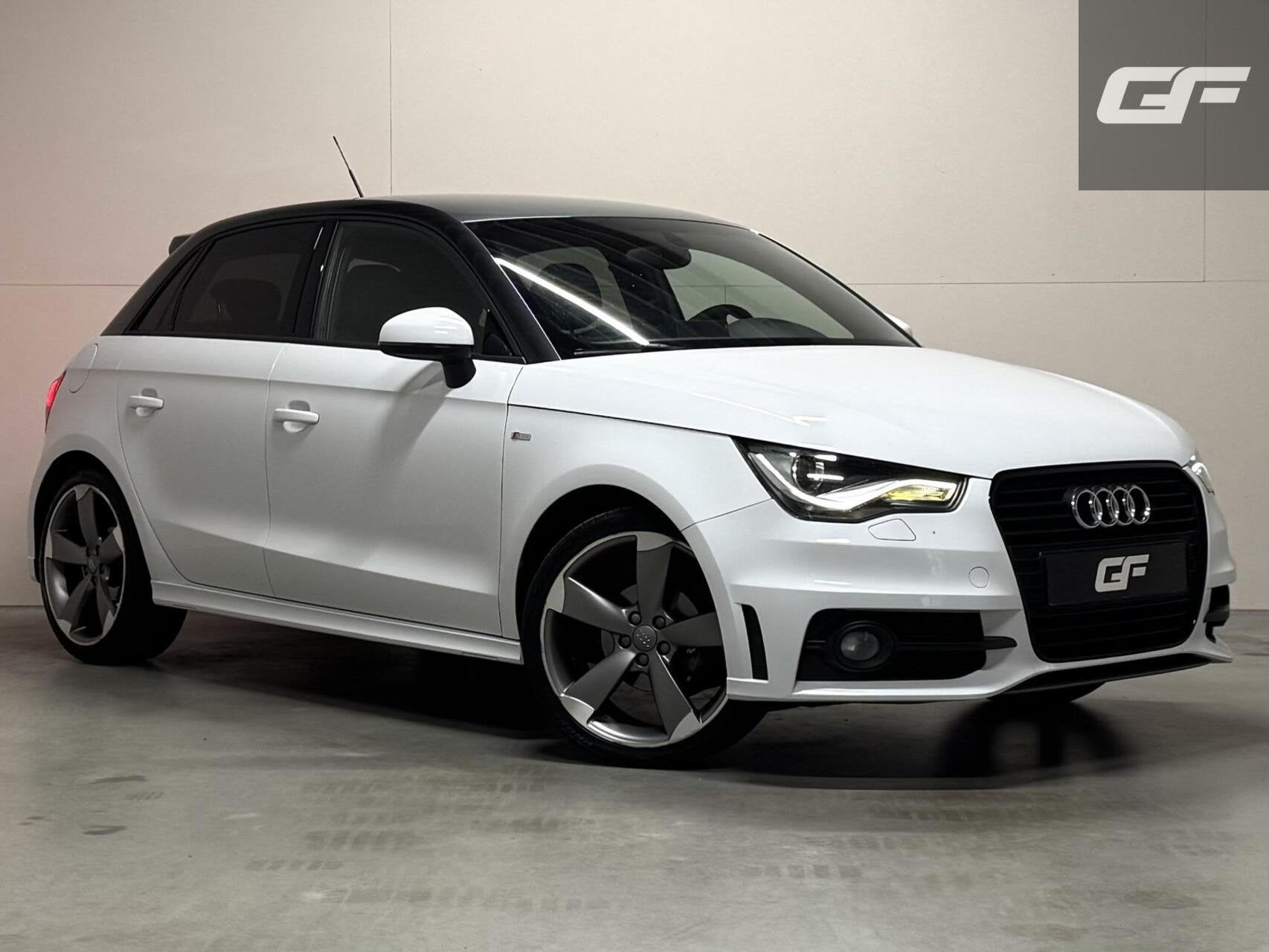 Audi A1 Sportback 1.2 TFSI S-line Airco Cruise Navi Trekh., Voorwielaandrijving, 86 pk, Zwart, 4 cilinders