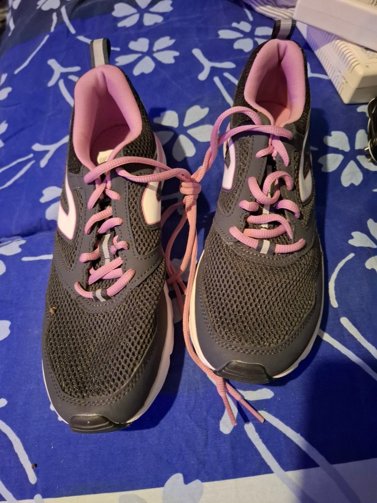 Comfortabele sportschoenen - Grijs/Roze, Ophalen, Zo goed als nieuw, Grijs, Sportschoenen