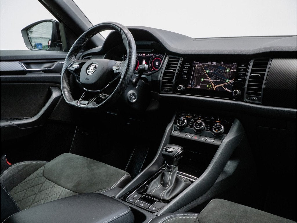Skoda Kodiaq 1.5 TSI 150pk Aut. Sportline Business 7p. Trekh, Auto's, Skoda, 4 cilinders, Origineel Nederlands, 1524 kg, Kodiaq
