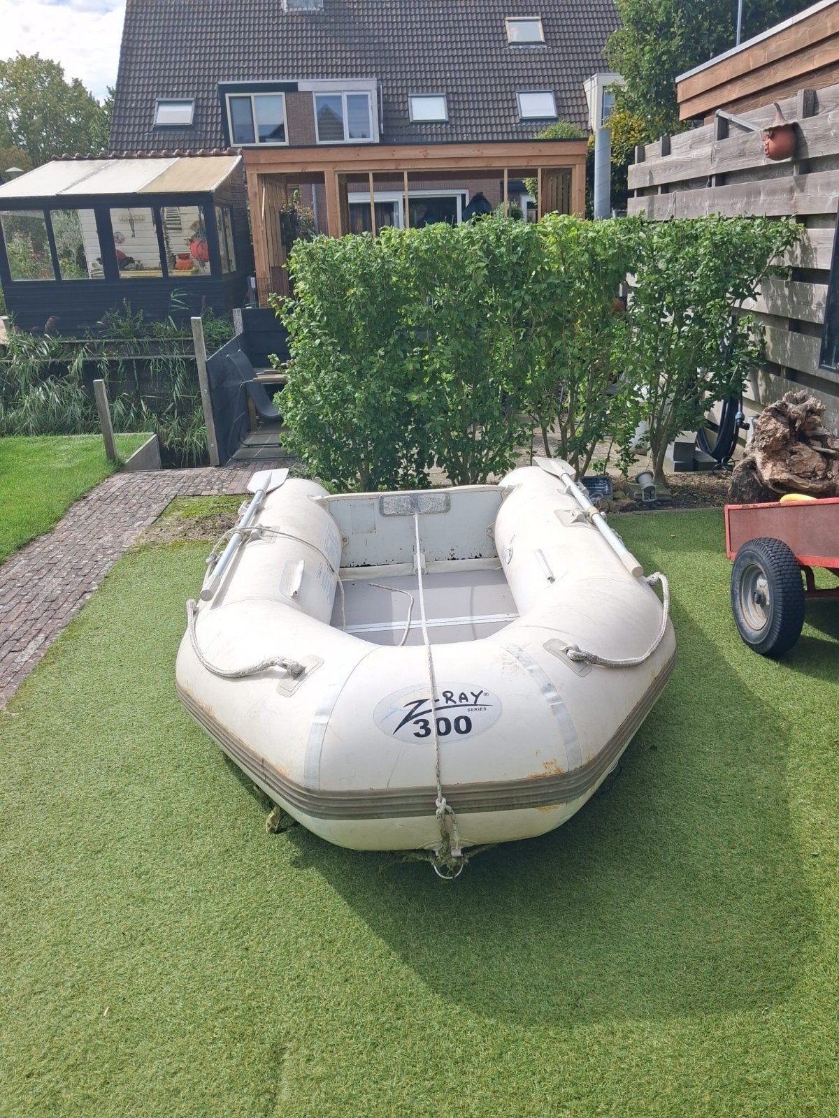 Z-Ray 300 Opblaasboot - Ideaal voor recreatie, Watersport en Boten, Ophalen of Verzenden, Gebruikt