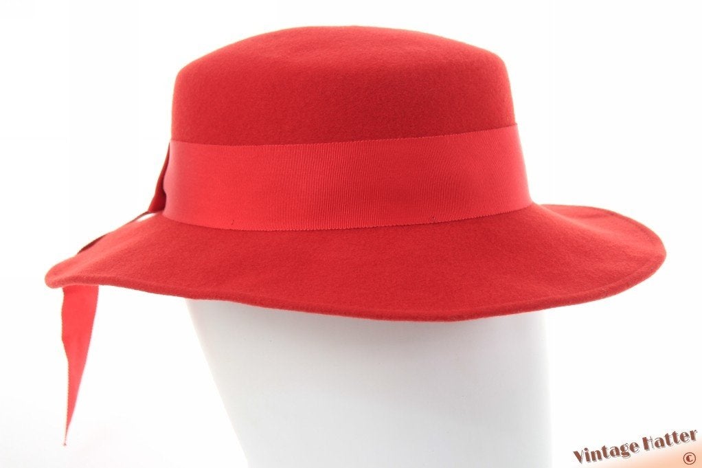 Vintage Dameshoed Bermona Trend rood wolvilt 56 goede staat, 56 of 57 cm (M, 7 of 7⅛ inch), Hoed, Ophalen of Verzenden, Zo goed als nieuw
