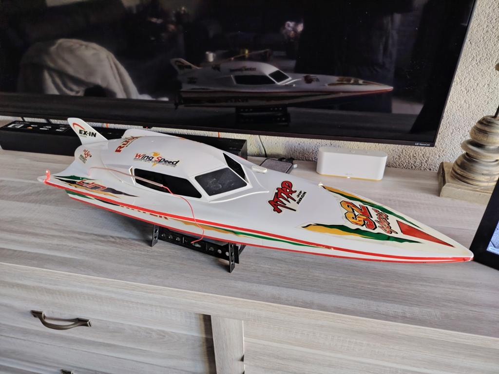 RC Speedboot met accu's en afstandsbediening, Hobby en Vrije tijd, Modelbouw | Boten en Schepen, Ophalen of Verzenden, Gebruikt