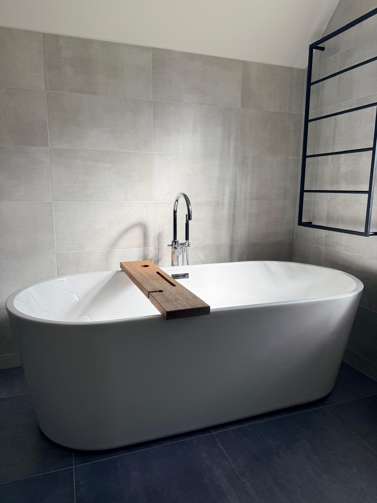 Vrijstaand bad Hestia + kraan Hot bath, Ophalen, Zo goed als nieuw