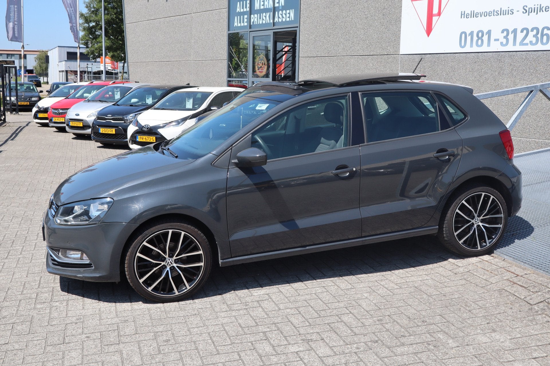 Volkswagen Polo 1.2 TSI Highline Panoramadak/Bluetooth/Airco, 12 maanden, Stof, Euro 6, 4 cilinders