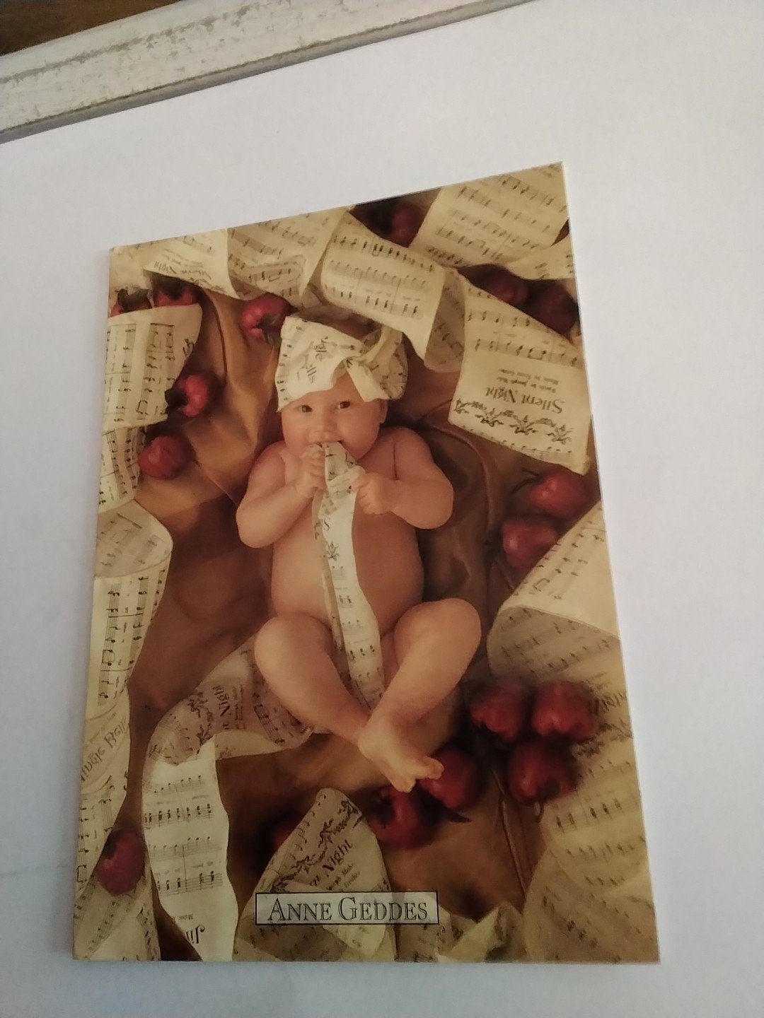 Ansichtkaart Anne Geddes - Kerstbaby met muzieknoten, Verzamelen, Ophalen of Verzenden