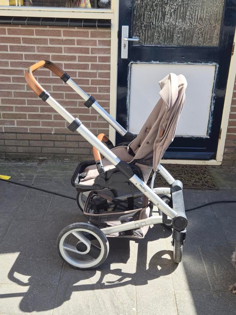 Mutsy Nio combi kinderwagen met regenhoes, Ophalen, Gebruikt, Combiwagen, Mutsy