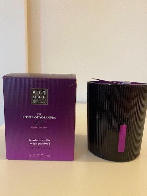 Nieuw Rituals Yozakura geurkaars kaars 290g, Ophalen of Verzenden, Kaars, Rituals