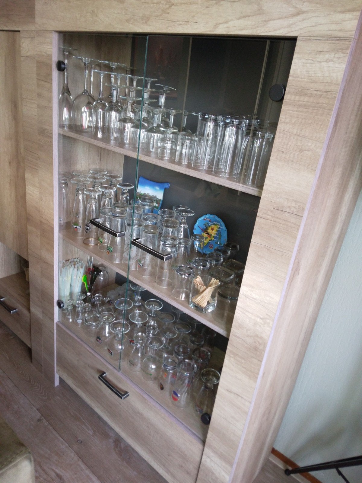 kasten, Ophalen, Zo goed als nieuw, 25 tot 50 cm, 150 tot 200 cm
