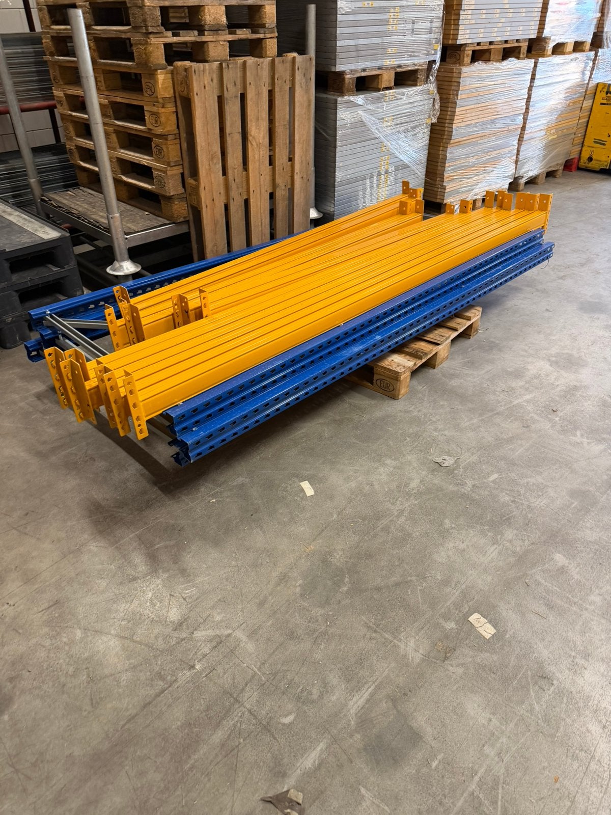 Palletstelling 490cm breed, Ophalen