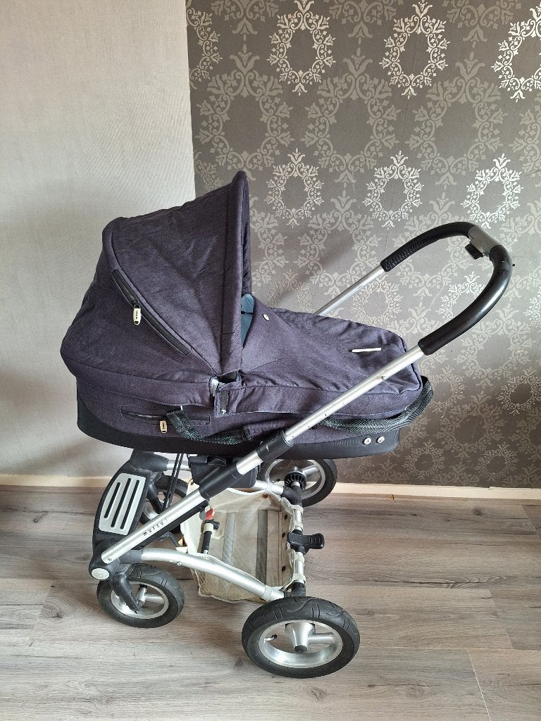 Gratis Mutsy 3 in 1 kinderwagen, Ophalen, Gebruikt, Combiwagen, Mutsy