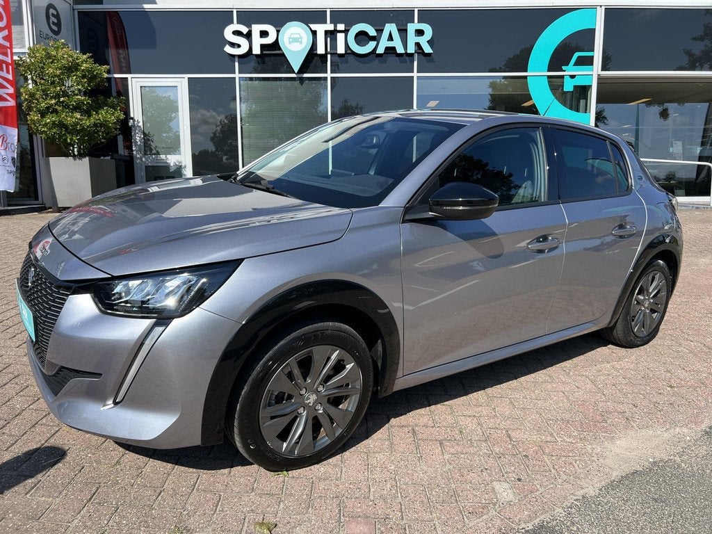 Peugeot e-208 EV Allure Pack 50 kWh 136pk Automaat SOH 90%, Auto's, Peugeot, Automaat, 136 pk, Gebruikt, Parkeersensor