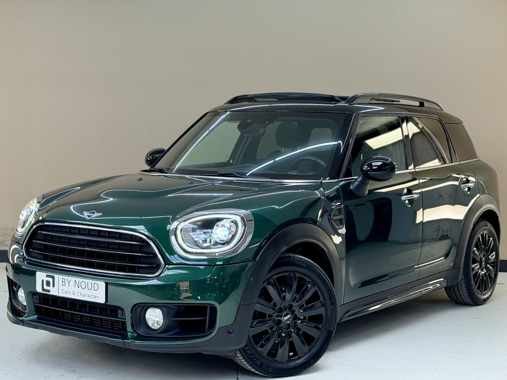 MINI Countryman 1.5 Cooper Chili Oakwood, 136Pk, 2018, Panor, 136 pk, Countryman, Leder en Stof, Origineel Nederlands