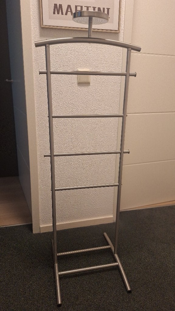Dressboy, Ophalen, Zo goed als nieuw