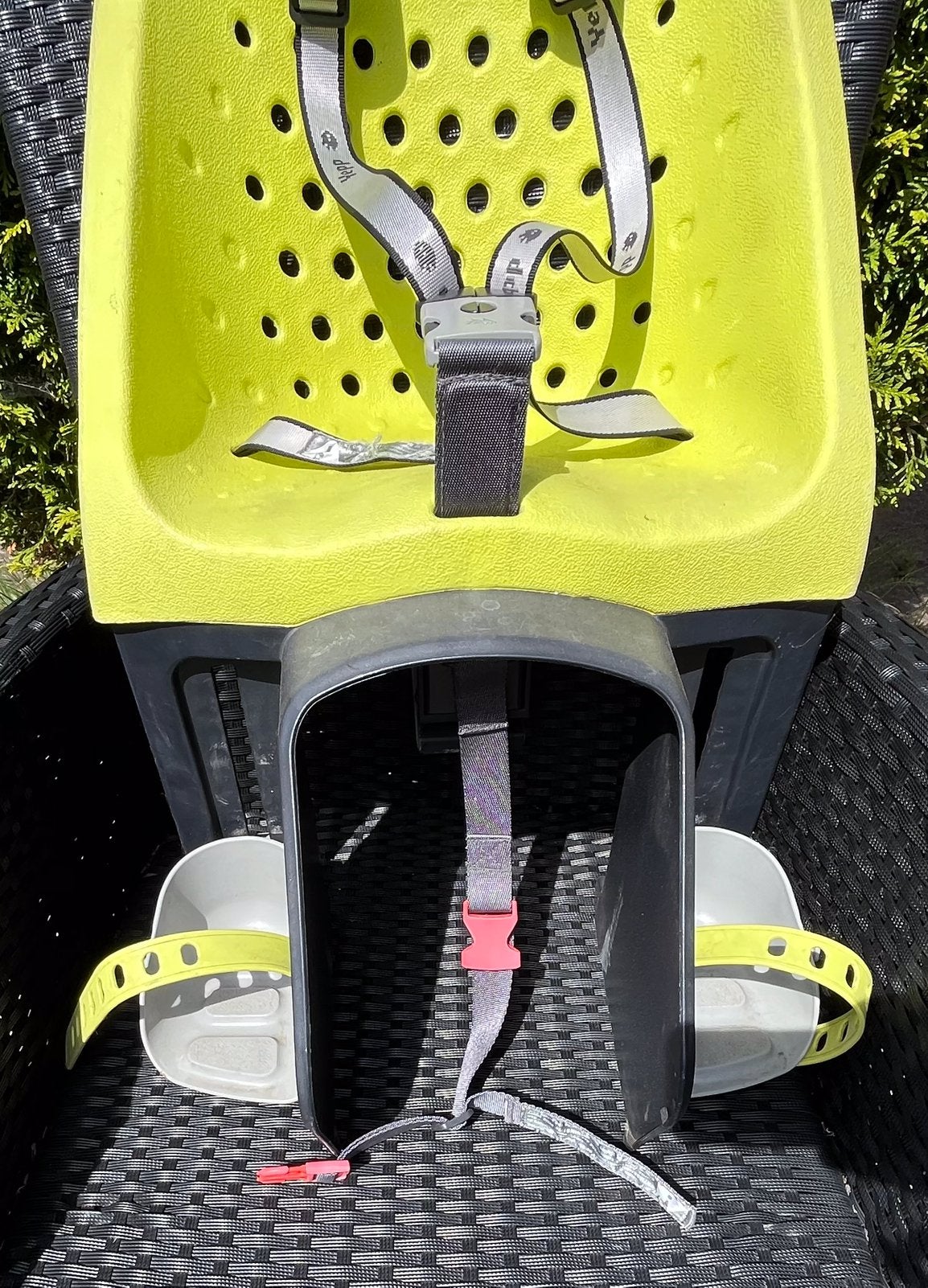 Yepp GMG Thule maxi achterzitje lime kleur, inc. 2 sleutels, Ophalen of Verzenden, Zo goed als nieuw, Voetsteuntjes