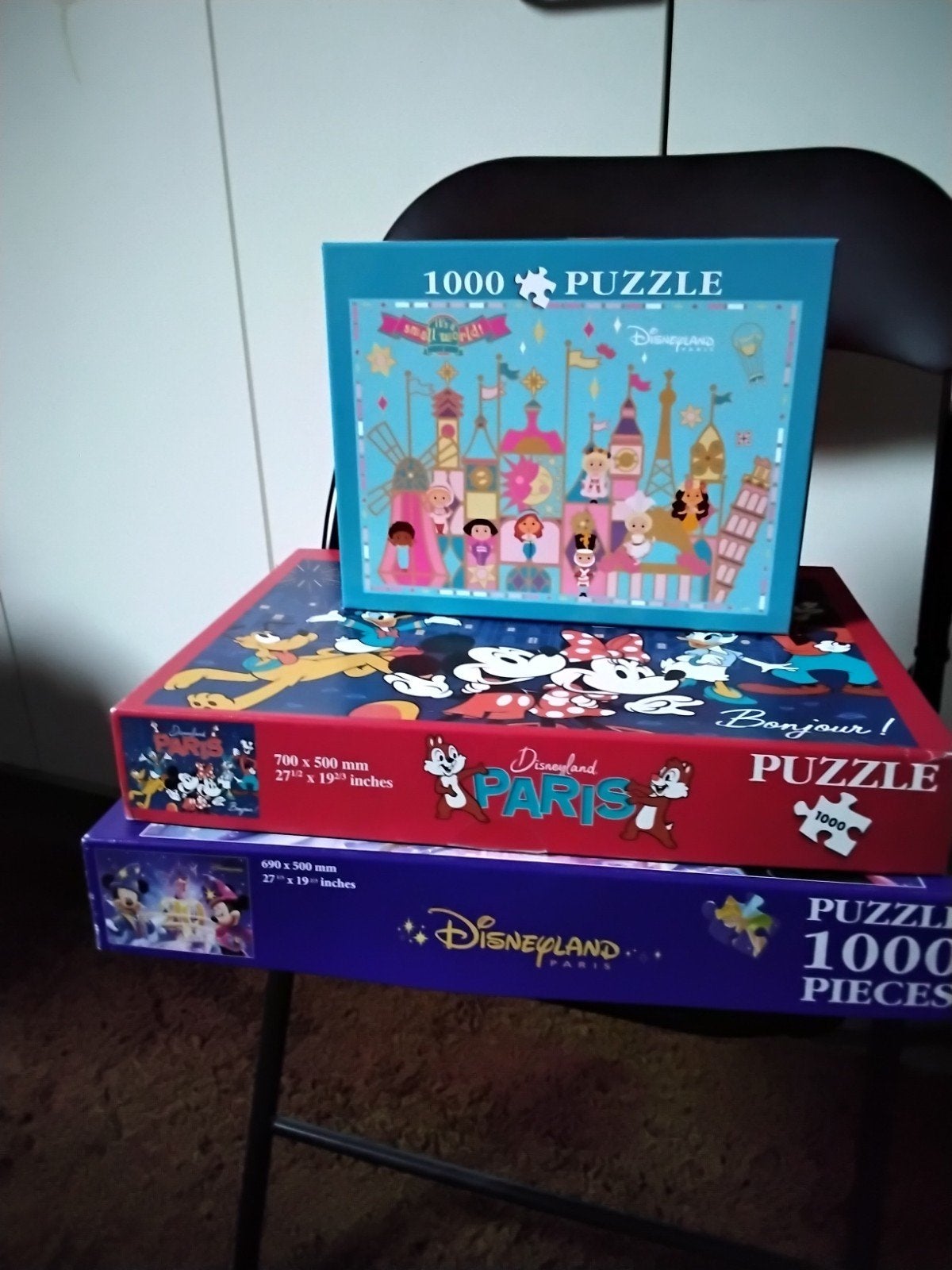 3 Disney puzzel uit DISNEYLAND Parijs 1000st, Ophalen of Verzenden, 500 t/m 1500 stukjes, Zo goed als nieuw