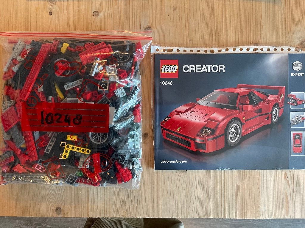 LEGO 10248 Ferrari F40 - 100% compleet, Kinderen en Baby's, Speelgoed | Duplo en Lego, Ophalen of Verzenden, Zo goed als nieuw