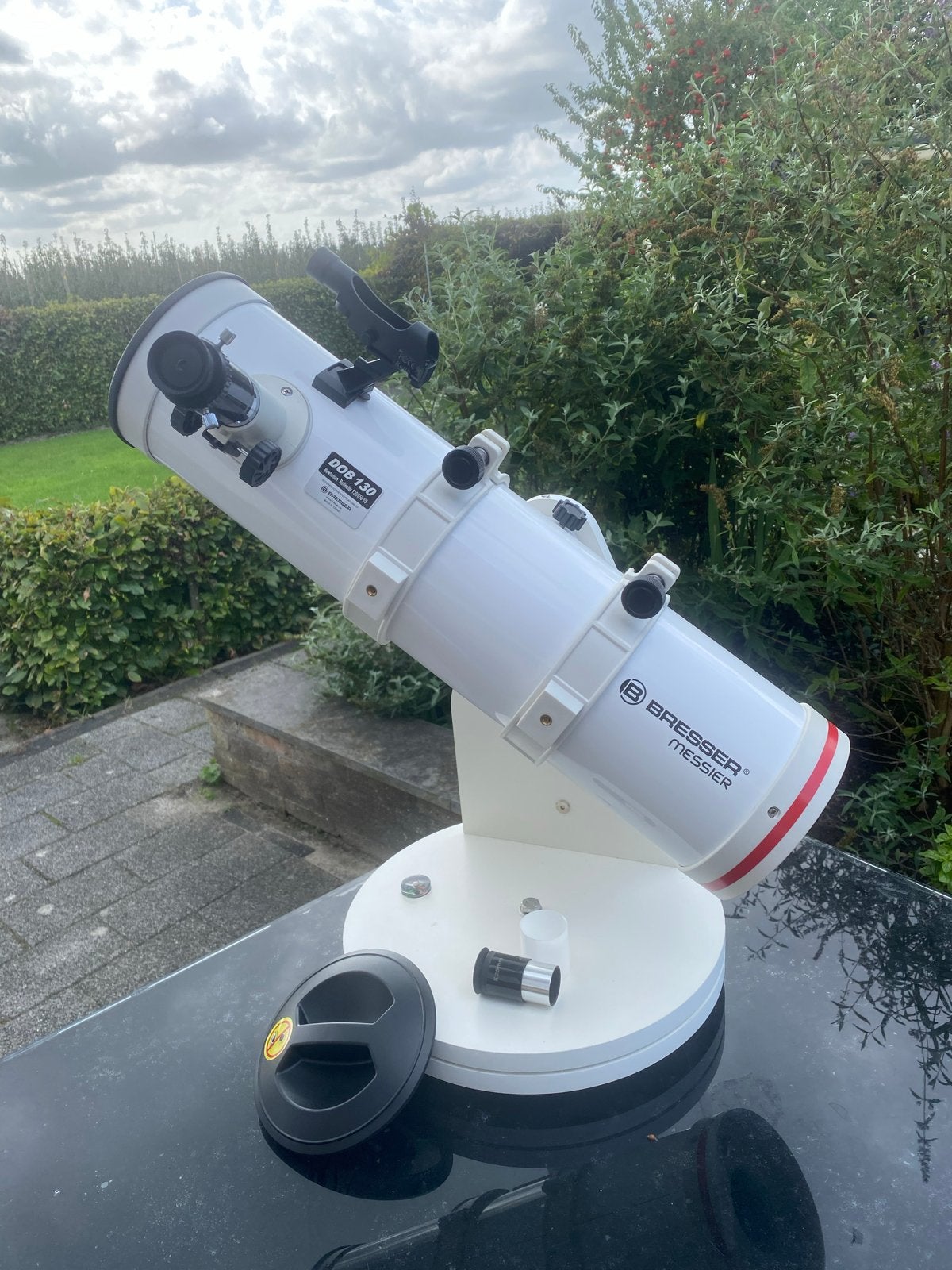 Bresser Messier DOB 130 Spiegeltelescoop met 2x Occulair, Audio, Tv en Foto, Ophalen, 80 tot 200 mm, Met statief, Spiegeltelescoop (reflector)
