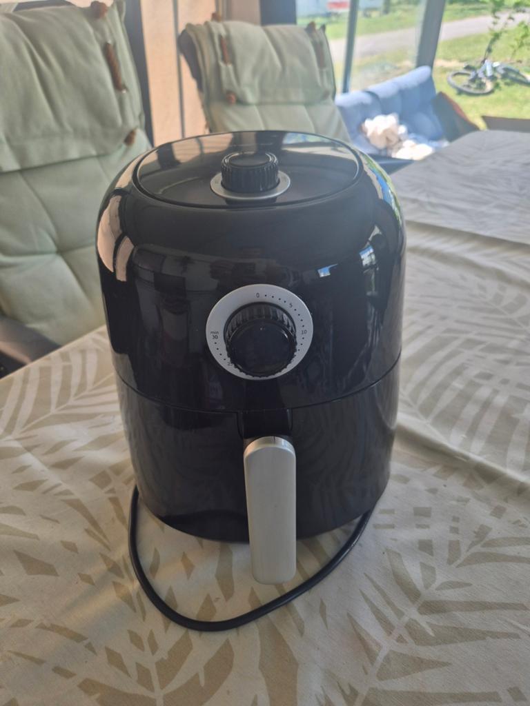 Emerio Airfryer - Compact en Ideaal voor Camping, Witgoed en Apparatuur, Airfryers, Ophalen of Verzenden