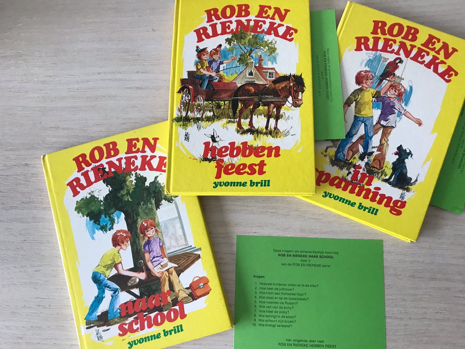 ROB en RIENEKE ….Leesboeken v.a. 7jaar ..per boekje €0,50, Ophalen, Zo goed als nieuw, Fictie algemeen